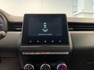 RENAULT Clio usata, con USB