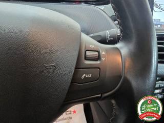 PEUGEOT 208 usata, con Specchietti laterali elettrici
