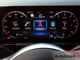 MERCEDES-BENZ GLA 180 usata, con Luci diurne