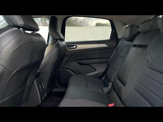 RENAULT Arkana usata, con USB