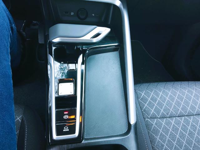 MG ZS usata, con Boardcomputer