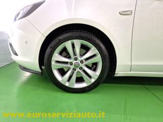 OPEL Zafira Tourer usata, con Luce d