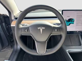 TESLA Model 3 usata 10