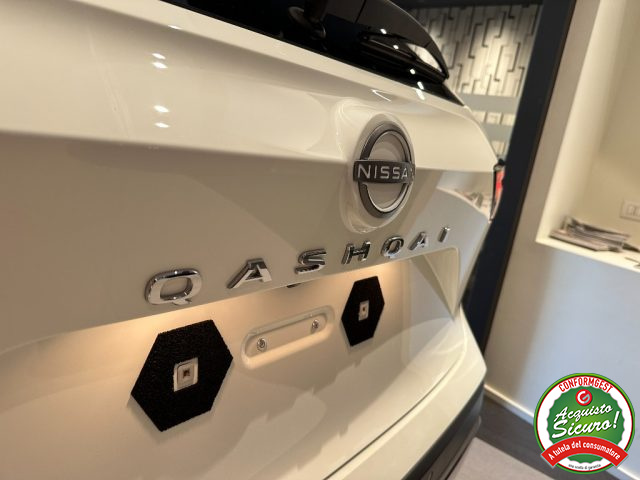 NISSAN Qashqai usata, con Boardcomputer