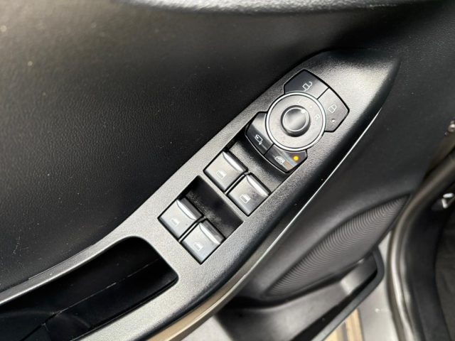 FORD Puma usata, con Regolazione elettrica sedili