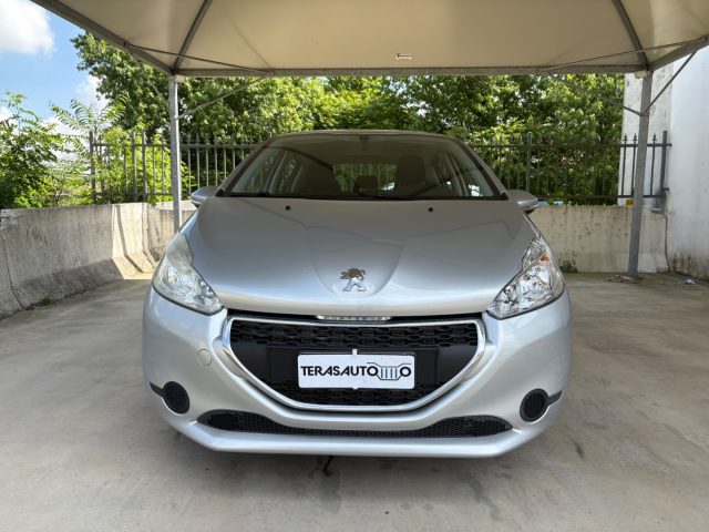 PEUGEOT 208 usata, con Airbag