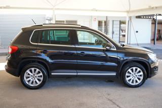 VOLKSWAGEN Tiguan usata, con Autoradio