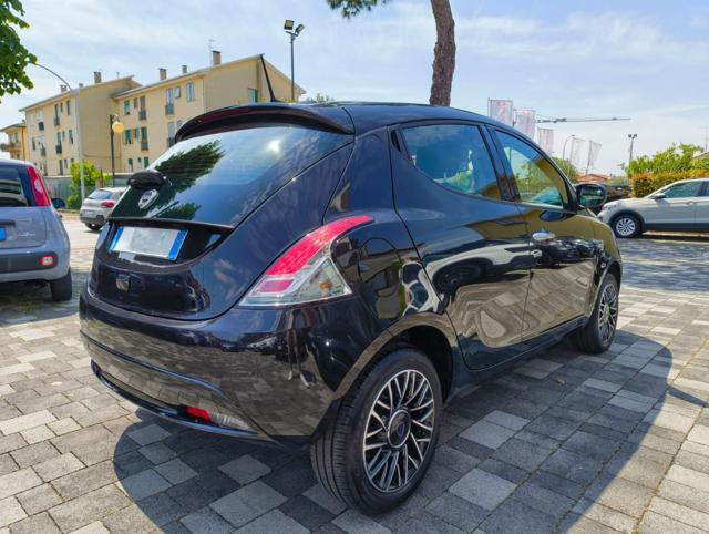 LANCIA Ypsilon usata, con Airbag Passeggero