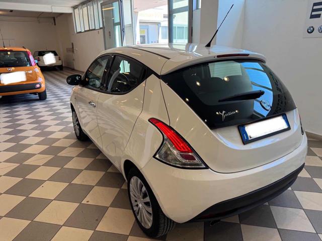 LANCIA Ypsilon usata, con Autoradio