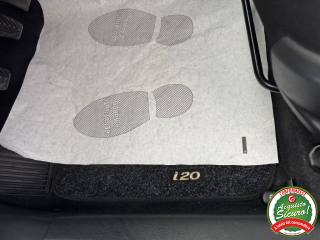HYUNDAI i20 usata, con Chiusura centralizzata telecomandata