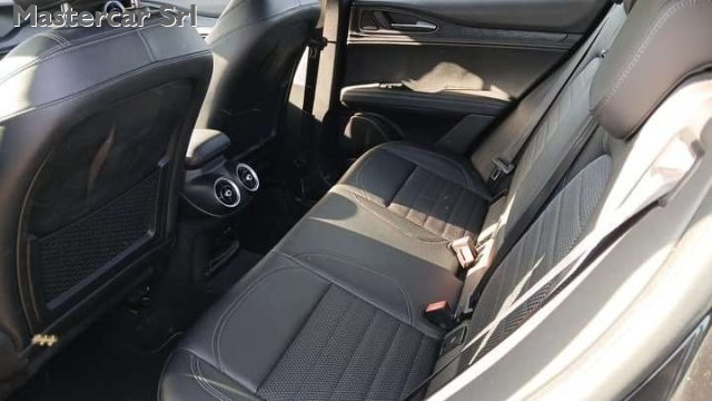 ALFA ROMEO Stelvio usata, con Chiusura centralizzata