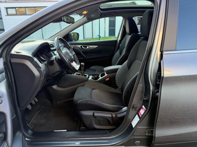 NISSAN Qashqai usata, con Autoradio