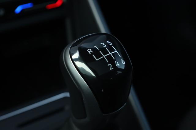 VOLKSWAGEN Taigo usata, con Controllo automatico clima