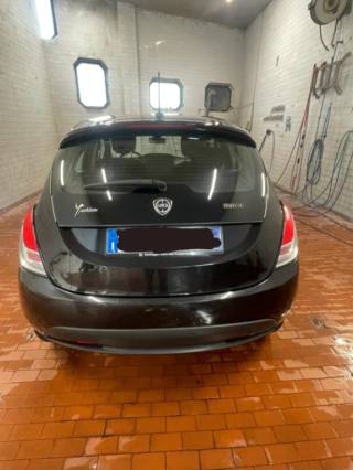 LANCIA Ypsilon usata, con Autoradio digitale
