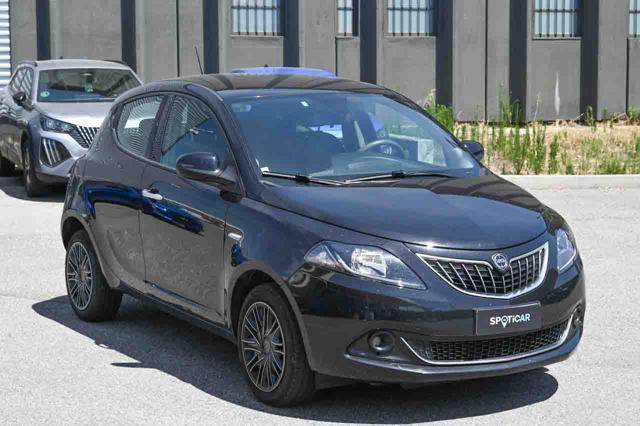 LANCIA Ypsilon usata, con Airbag