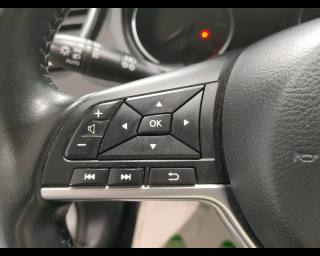NISSAN Qashqai usata, con Luci diurne LED
