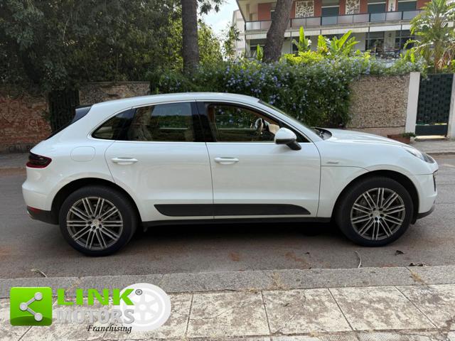 PORSCHE Macan usata, con Fendinebbia