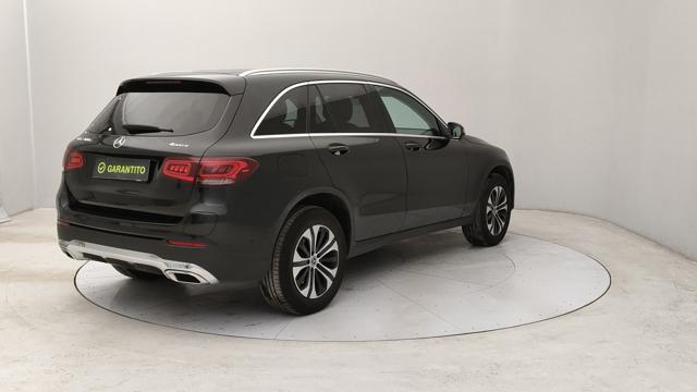 MERCEDES-BENZ GLC 300 usata, con Alzacristalli elettrici