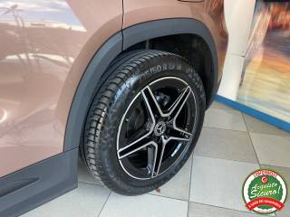 MERCEDES-BENZ GLA 200 usata, con Volante in pelle