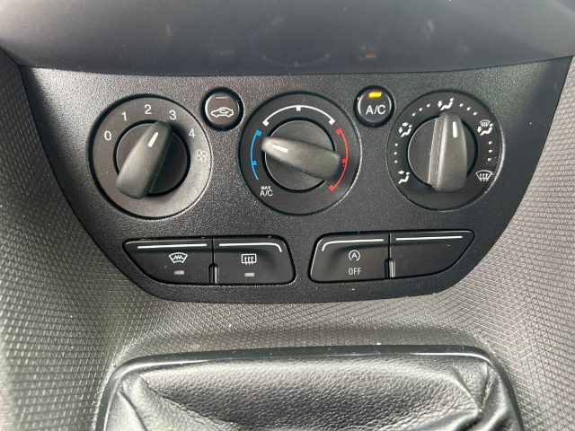 FORD Transit Connect usata, con Volante in pelle