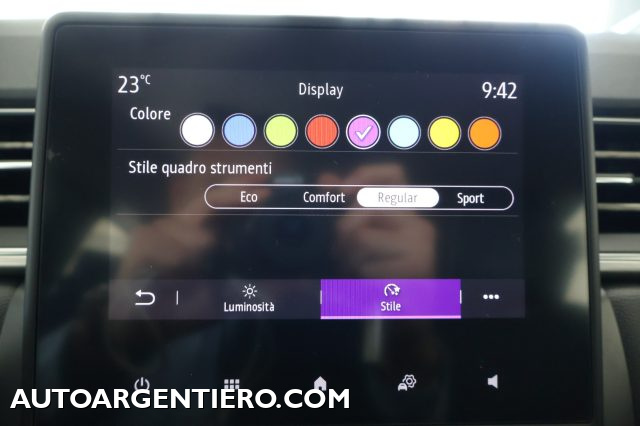 RENAULT Captur usata, con Touch screen