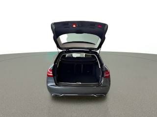 MERCEDES-BENZ C 220 usata, con Chiusura centralizzata