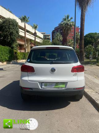 VOLKSWAGEN Tiguan usata, con Airbag laterali