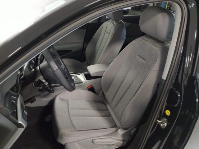 AUDI A4 usata, con Autoradio