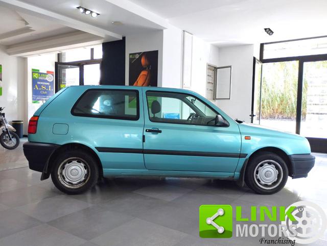 VOLKSWAGEN Golf usata, con Specchietti laterali elettrici