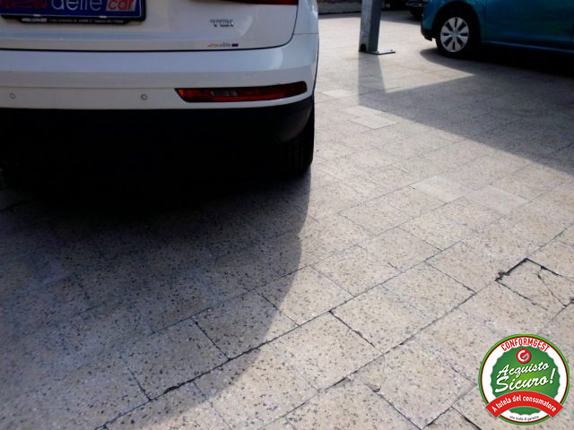 AUDI Q3 usata, con Sensori di parcheggio posteriori