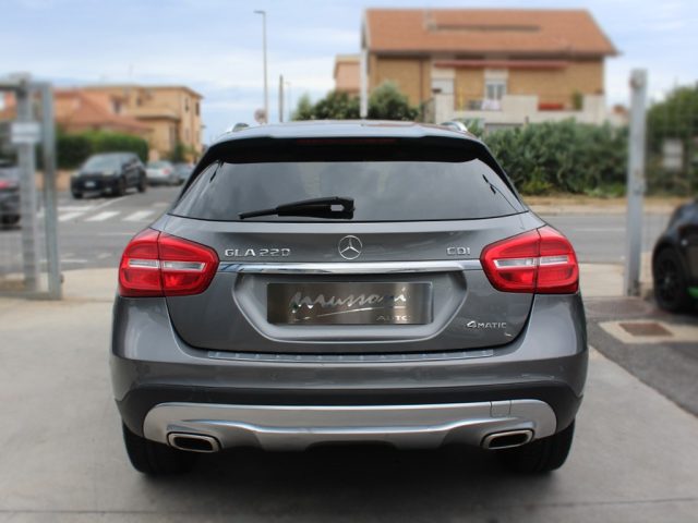 MERCEDES-BENZ GLA 220 usata, con Autoradio