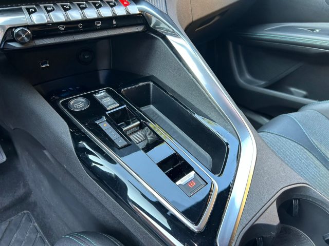 PEUGEOT 5008 usata, con Controllo elettronico della corsia