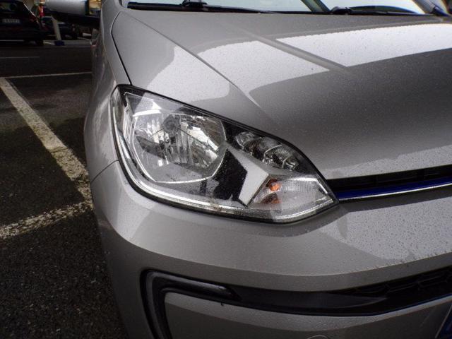 VOLKSWAGEN e-up! usata, con Luci diurne