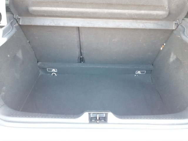 RENAULT Clio usata, con Fari LED