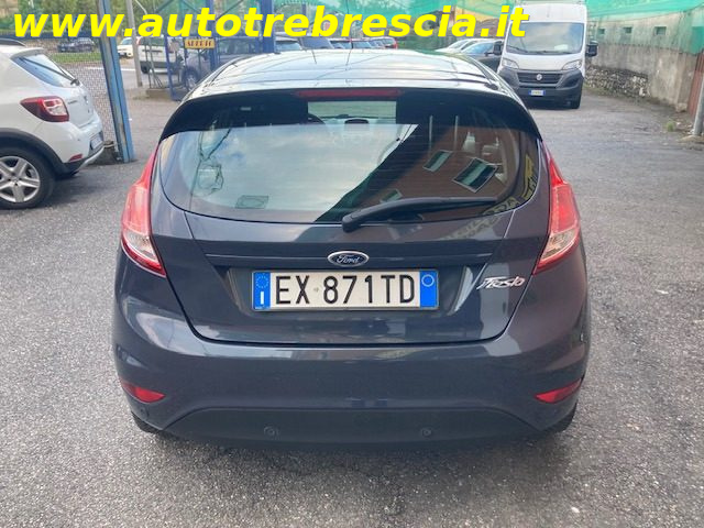 FORD Fiesta usata, con Autoradio
