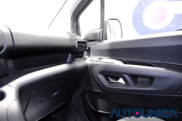 OPEL Combo Life usata, con Monitoraggio pressione pneumatici