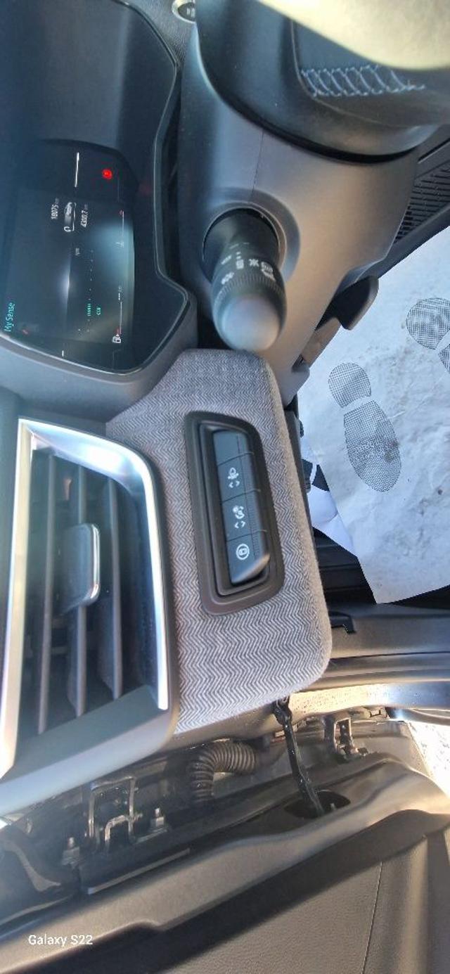 RENAULT Clio usata, con Autoradio