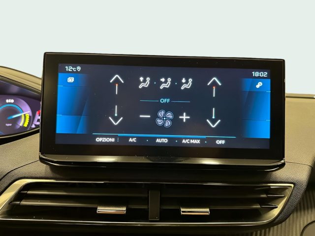 PEUGEOT 5008 usata, con Telecamera per parcheggio assistito