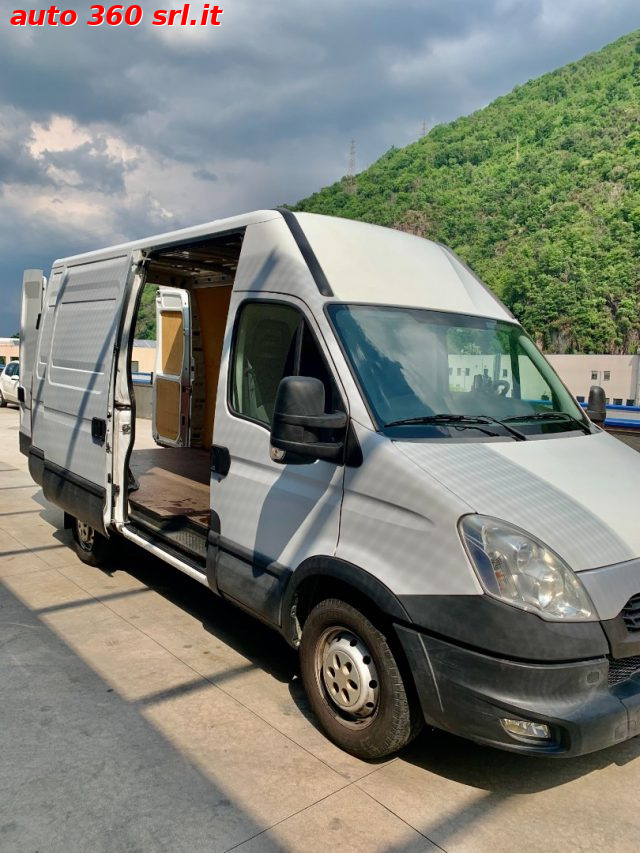 IVECO Daily usata, con Monitoraggio pressione pneumatici