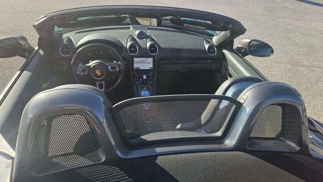 PORSCHE 718 Spyder usata, con Autoradio