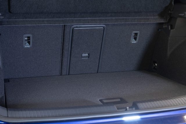 VOLKSWAGEN T-Roc usata, con Climatizzatore
