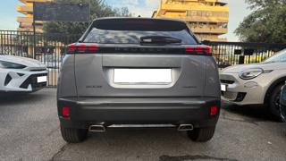 PEUGEOT 2008 usata, con Leve al volante