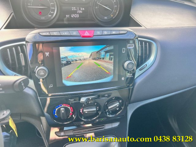 LANCIA Ypsilon usata, con Fendinebbia