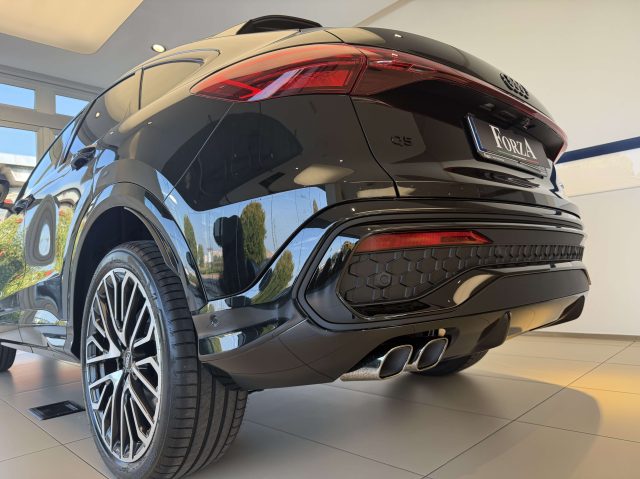 AUDI Q5 usata, con Volante in pelle