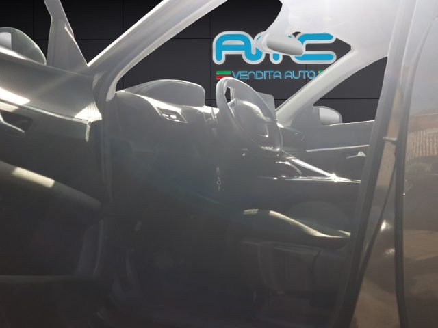 PEUGEOT 3008 usata, con Chiusura centralizzata