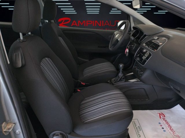 FIAT Punto usata 15
