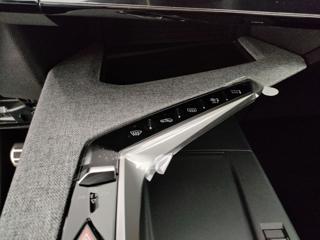 PEUGEOT 3008 usata, con USB