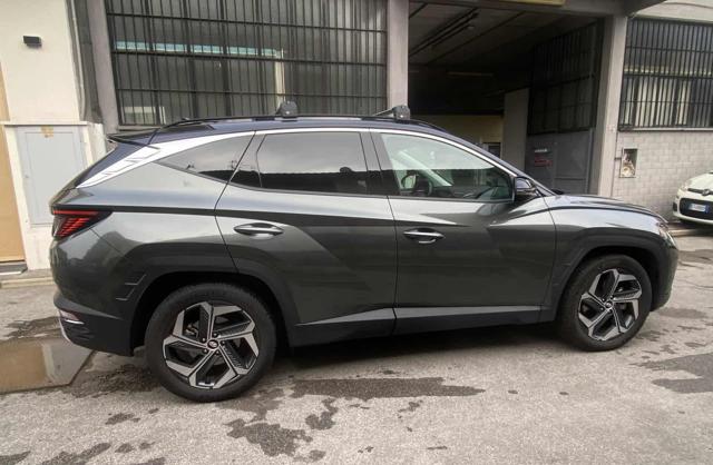 HYUNDAI Tucson usata 12