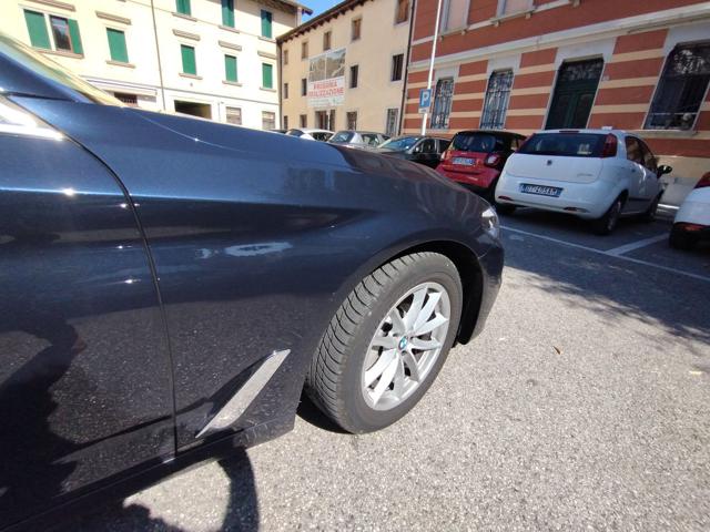 BMW 530 usata, con Luci diurne LED