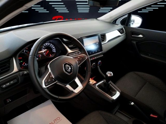 RENAULT Captur usata 14
